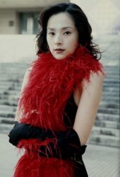 【仮面ライダークウガ】バラのタトゥの女って怪人態にならずに退場したよね