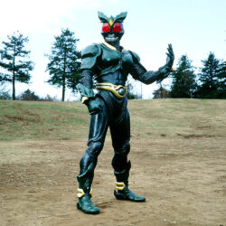 仮面ライダーギルスのスーツってまだ出せるんだな